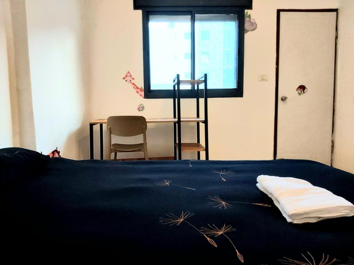 Turtle Guesthouse- ティベリア エクステリア 写真