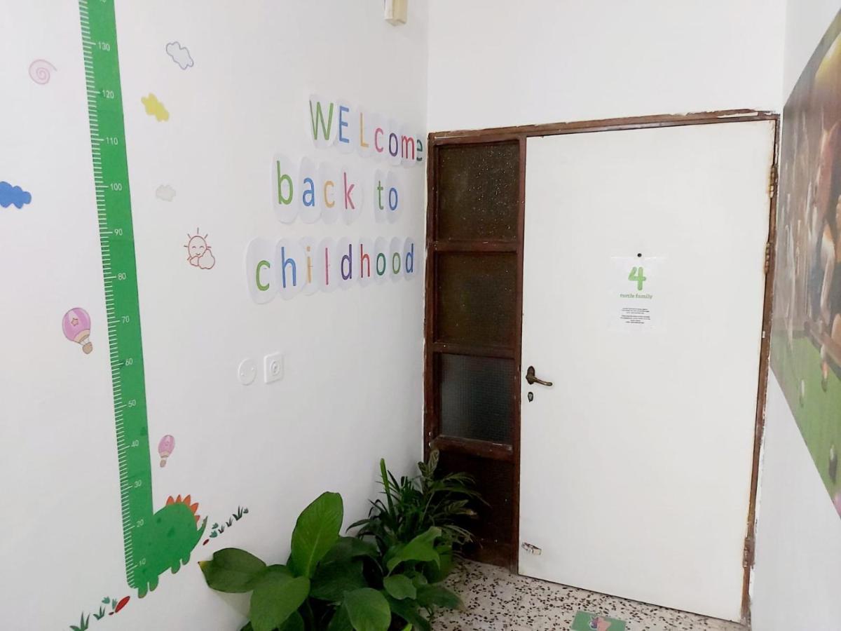 Turtle Guesthouse- ティベリア エクステリア 写真